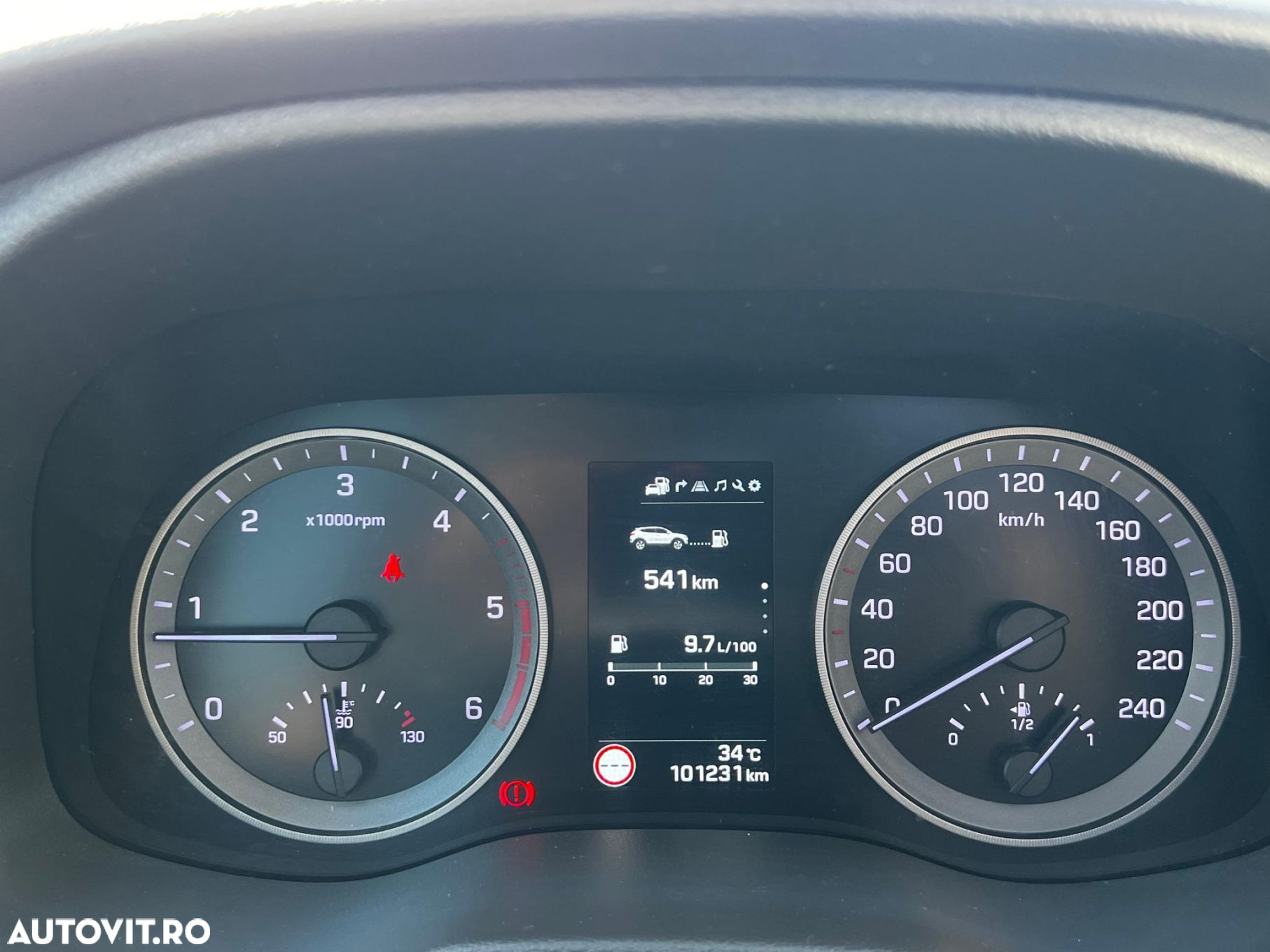 Hyundai Tucson 2.0 CRDI 4WD 6MT Style Design Pack - 15
