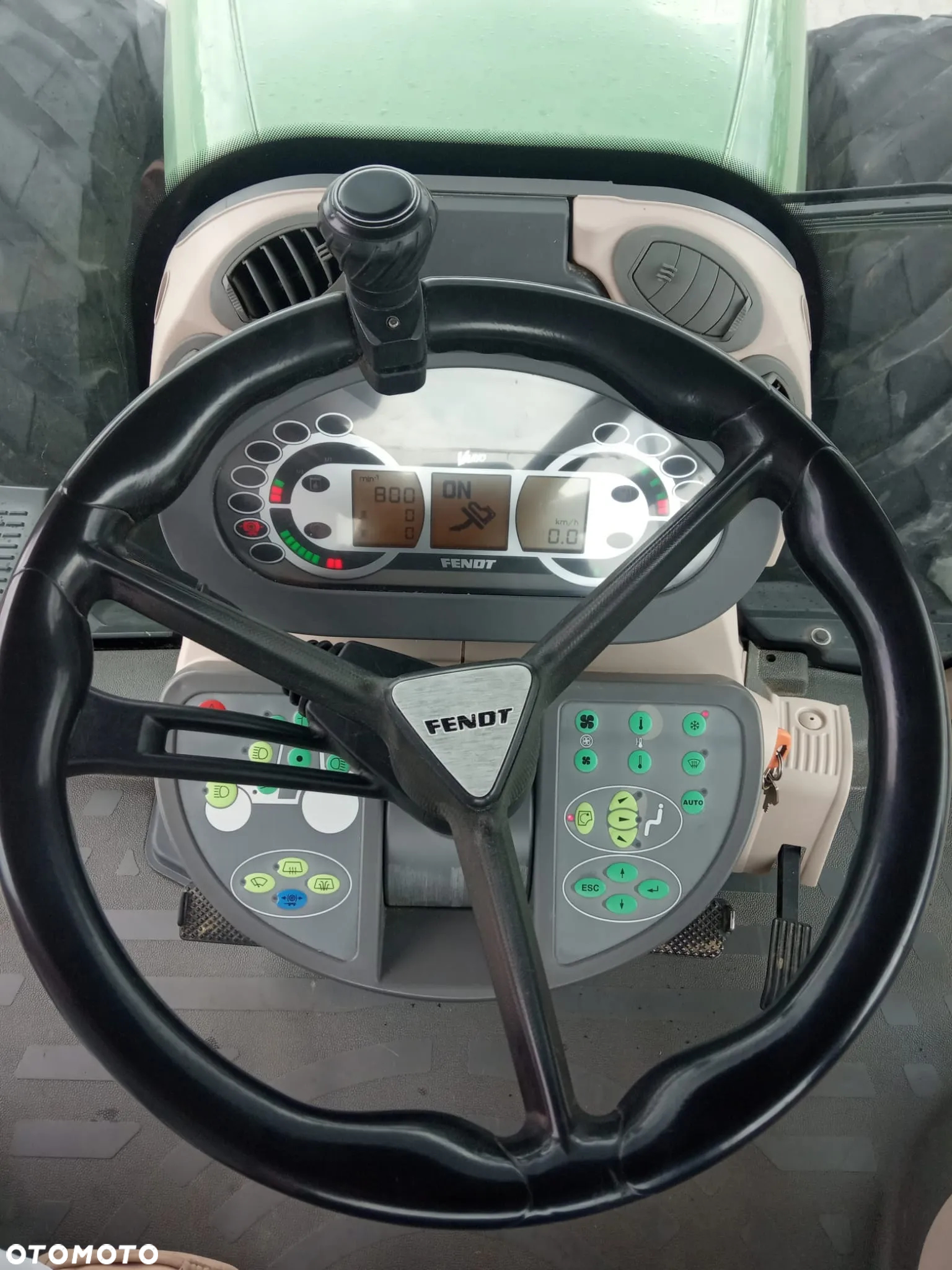 Fendt 928 Vario - 10
