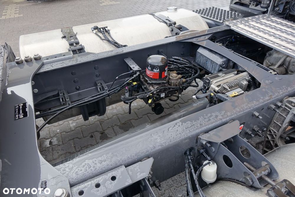 Renault GAMA T HIGH 480 DTI13 / EURO 6 / STANDARD / AUTOMAT / KLIMATYZACJA POSTOJOWA / 2 ZBIORNIKI PALIWA - 19