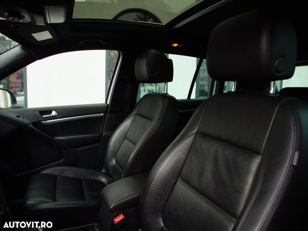 Volkswagen Tiguan 2.0 TDI 4Motion DSG BMT Sport & Style - 11