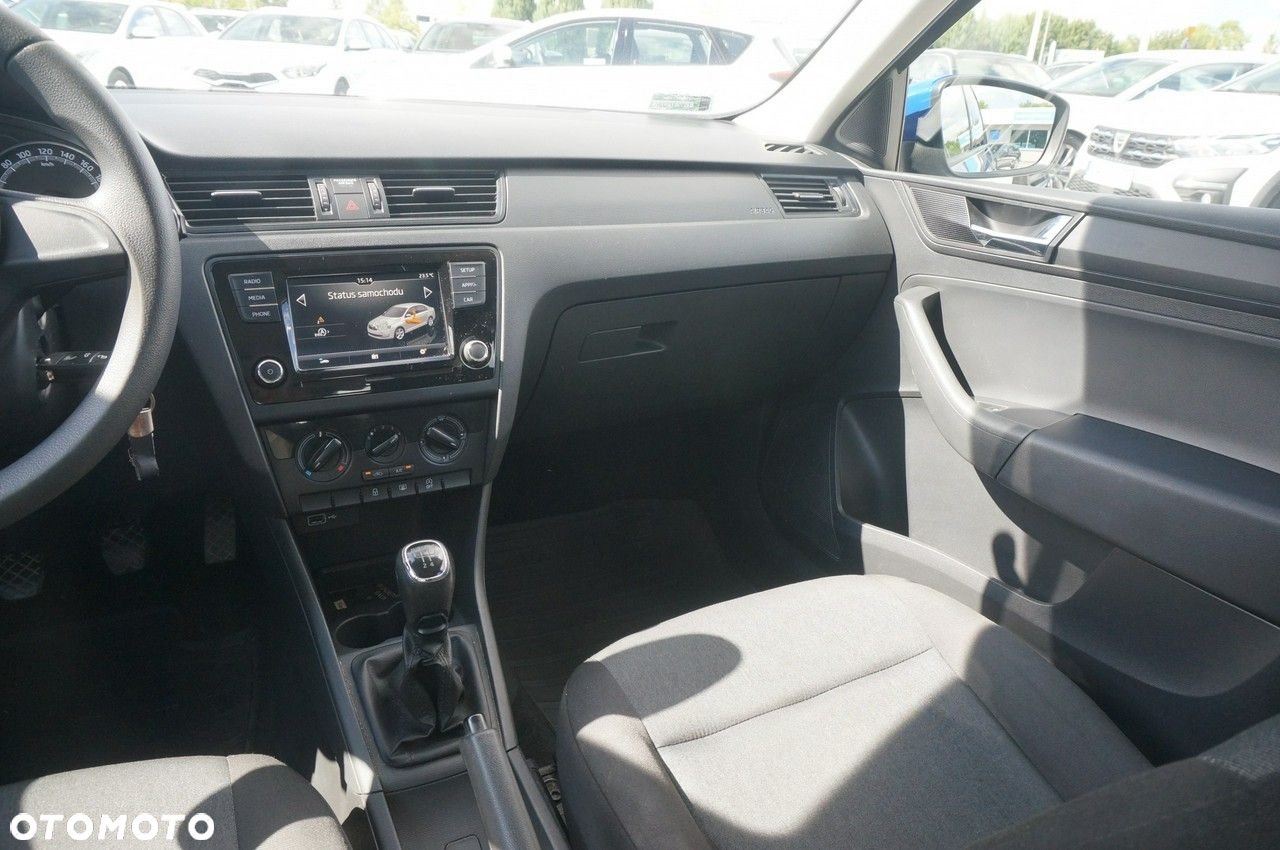 Skoda RAPID 1.0 TSI Active - 16