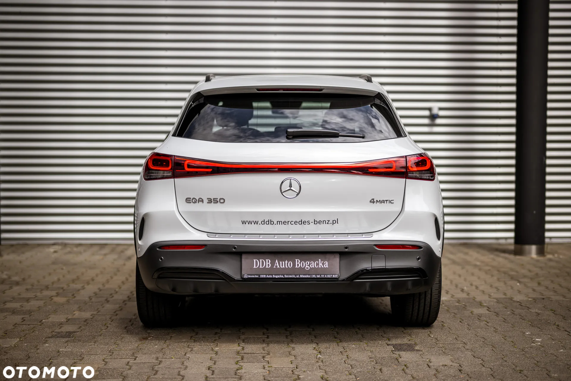 Mercedes-Benz EQA 350 4-Matic AMG Line - 6