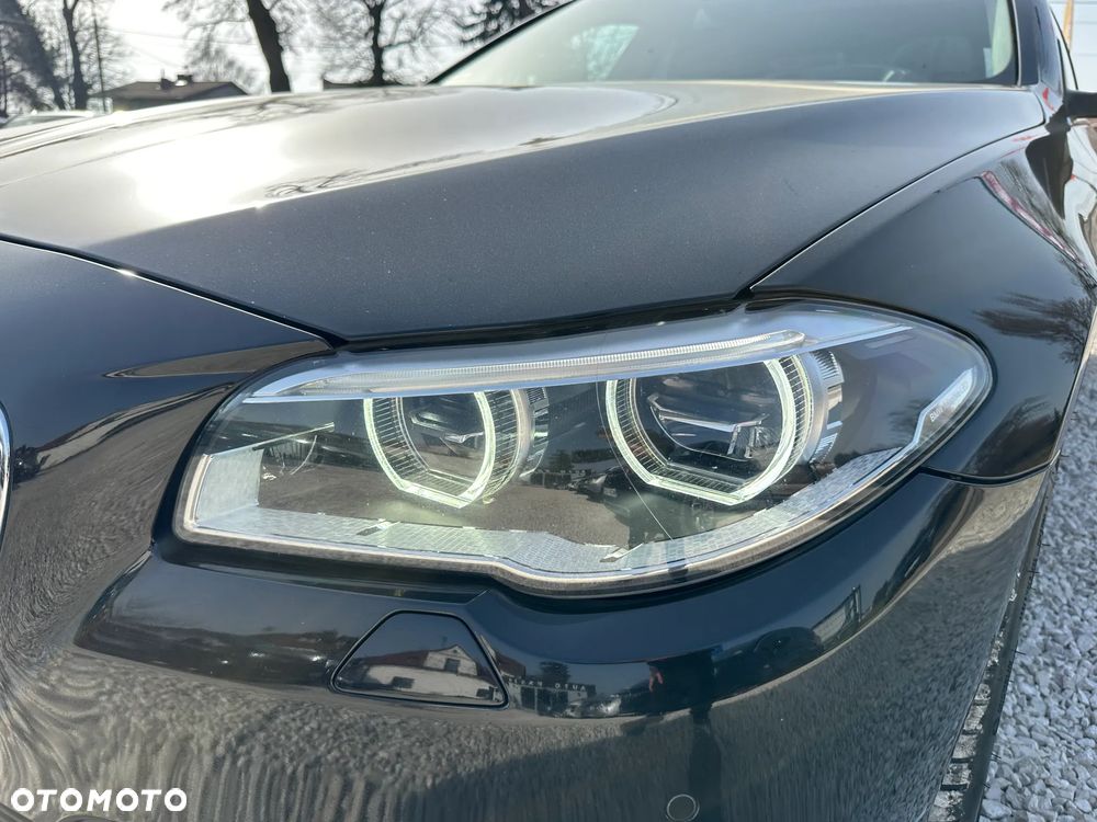 BMW Seria 5 530d xDrive Luxury Line - 39