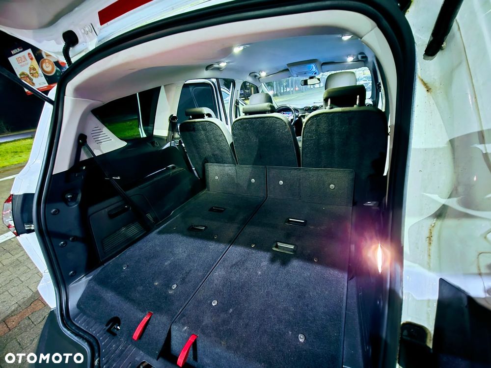 Ford S-Max 2.0 TDCi DPF Business Edition - 8