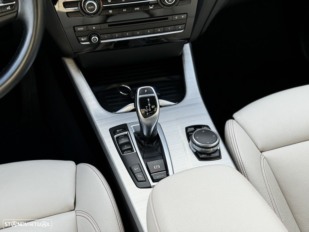 BMW X4 35 d xDrive Pack M - 31