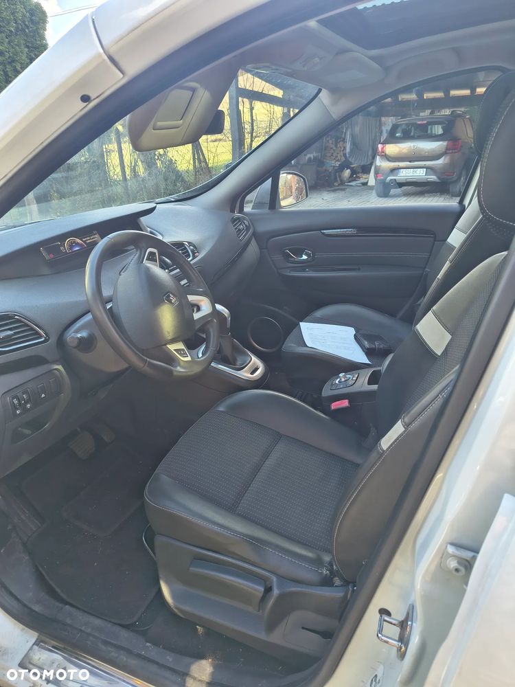 Renault Scenic 1.5dCi TomTom Edition EDC - 7