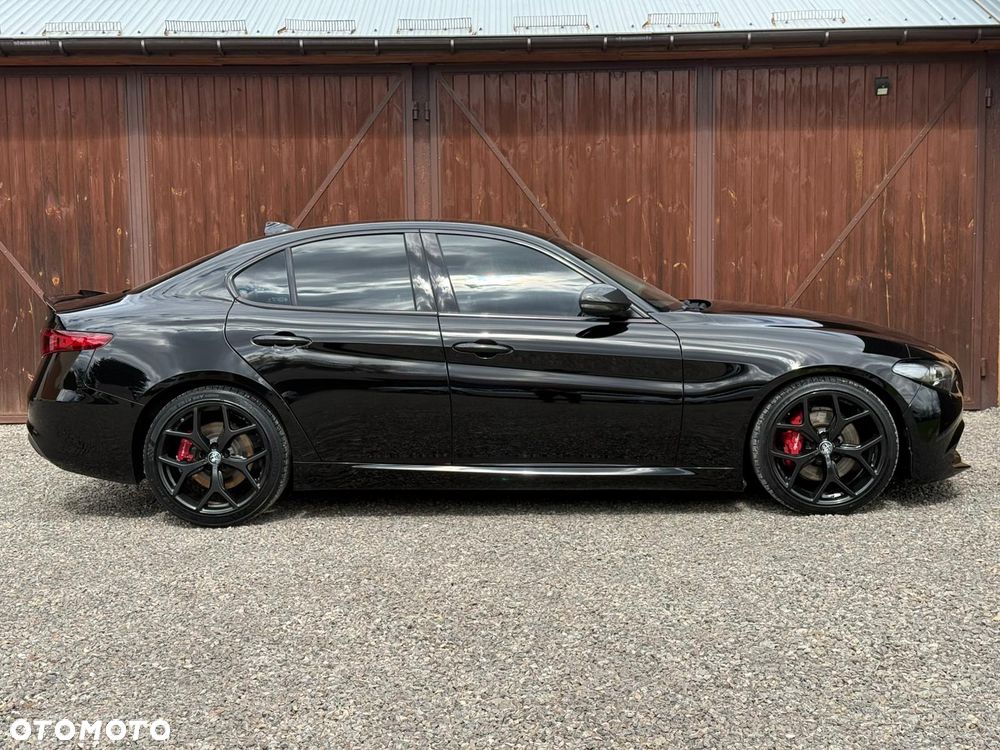 Alfa Romeo Giulia 2.0 Turbo Veloce - 5