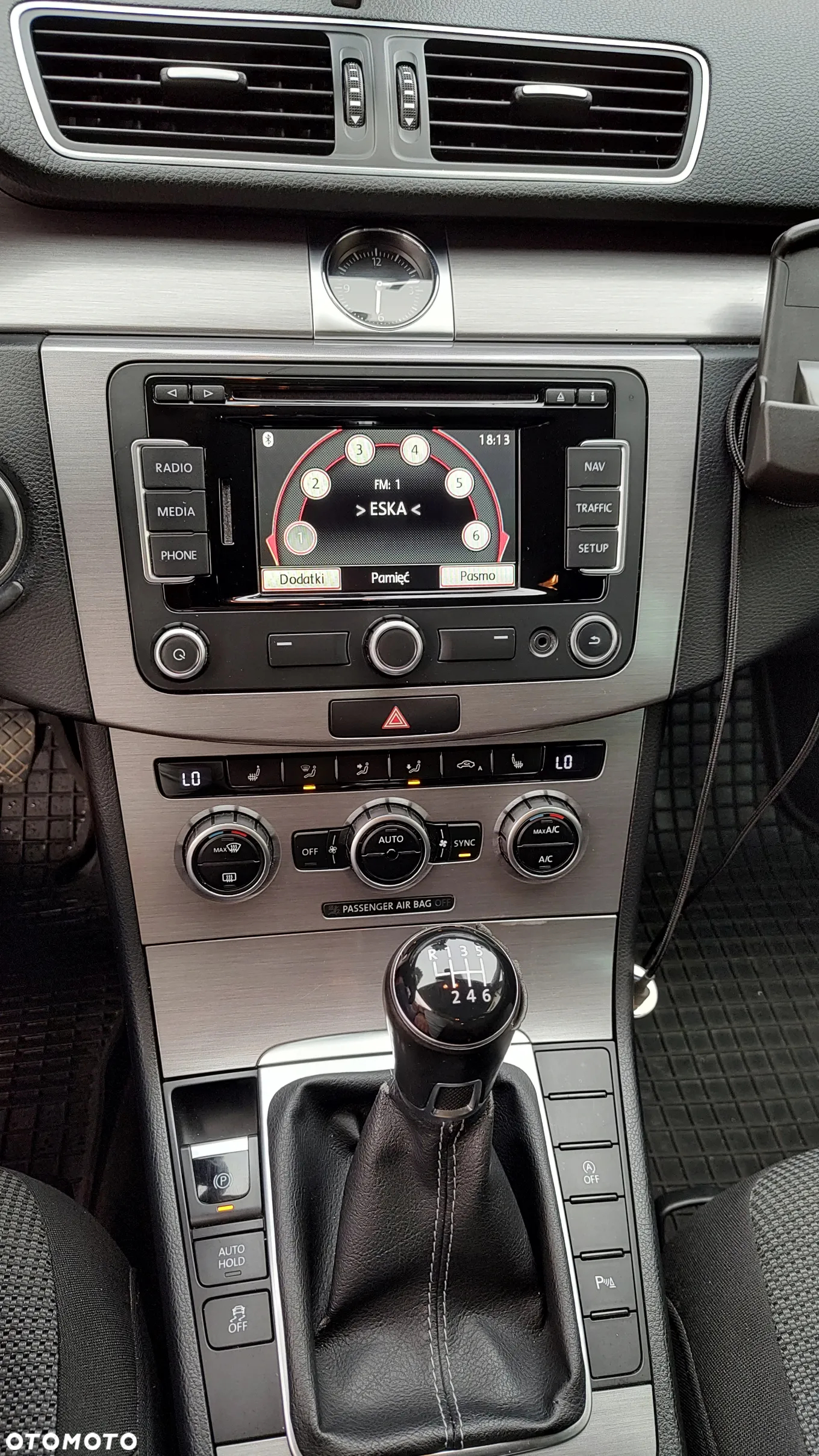 Volkswagen Passat 2.0 TDI Comfortline - 11