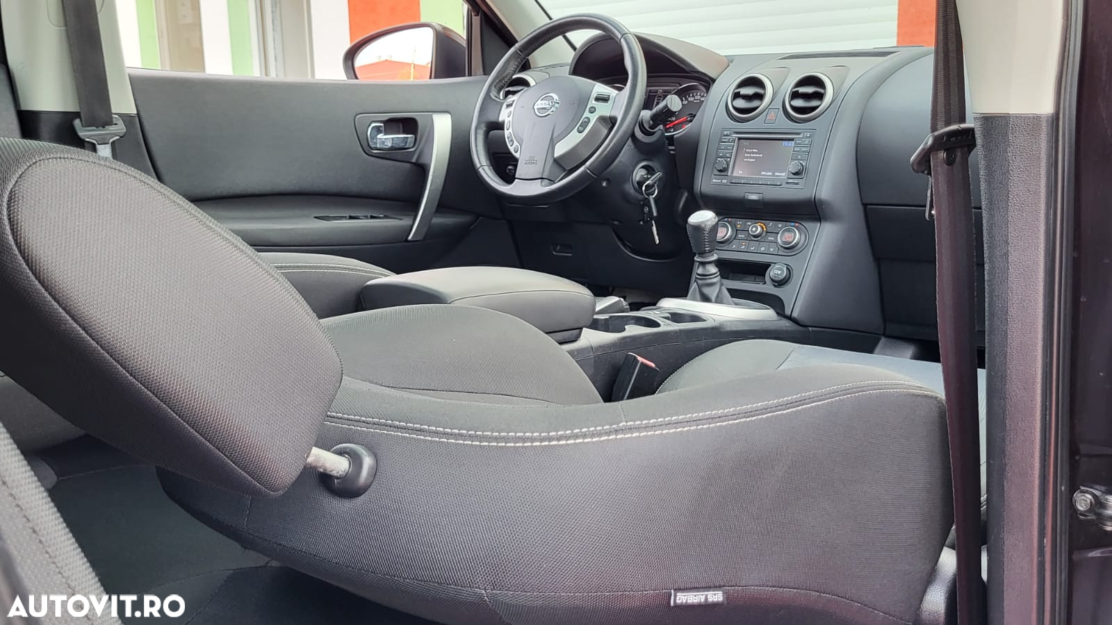 Nissan Qashqai 1.5 dCi DPF 360 - 17