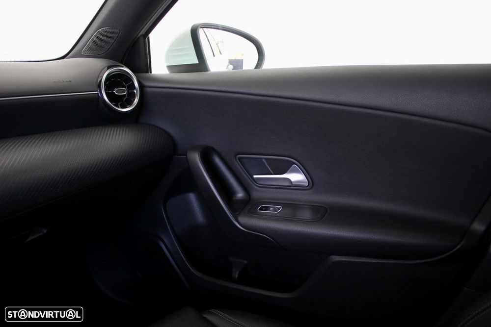 Mercedes-Benz A 180 - 24