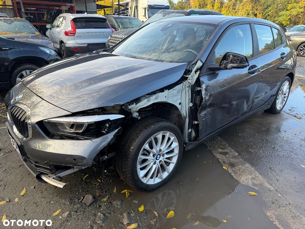 BMW Seria 1 - 19