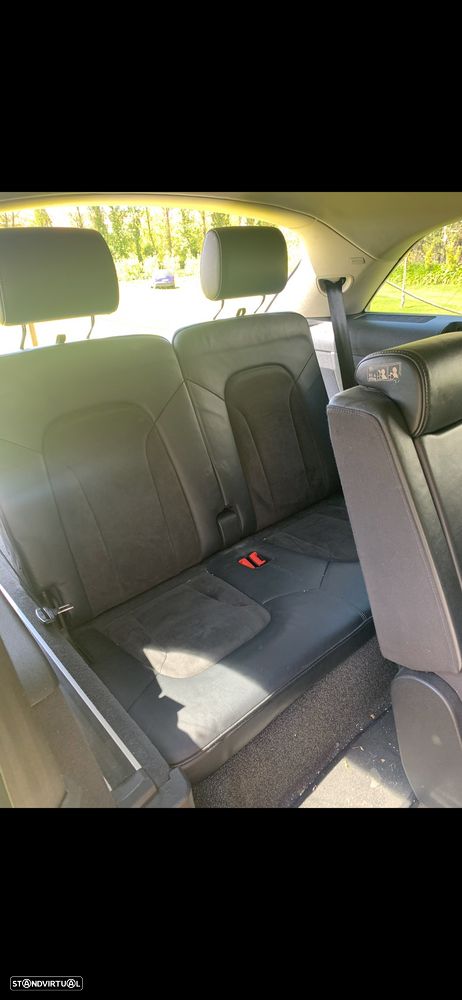 Audi Q7 - 7