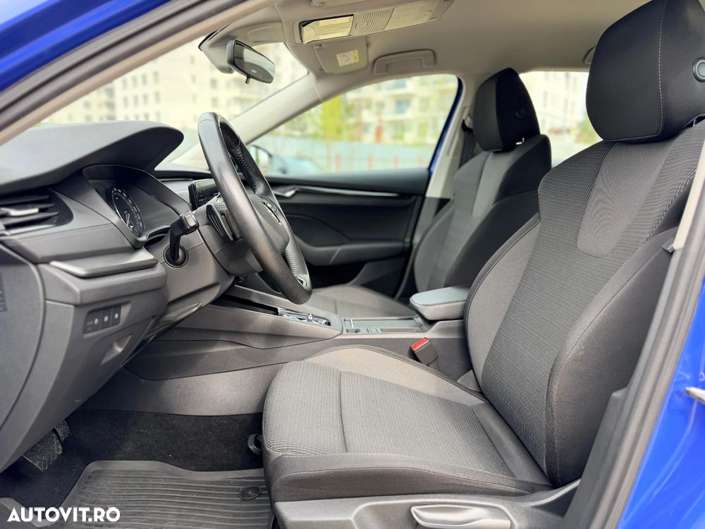 Skoda Octavia 2.0 TDI DSG Ambition - 8