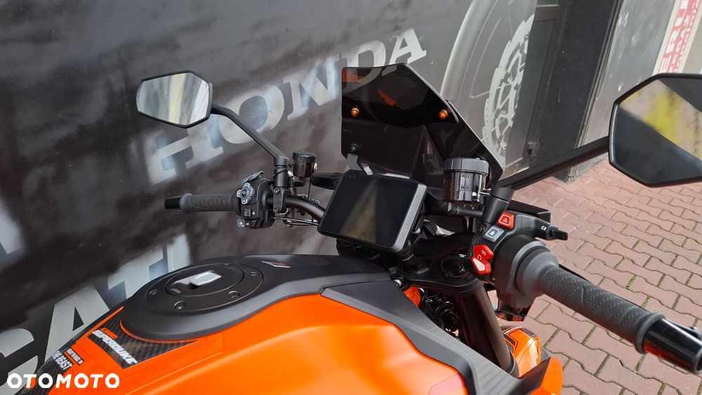 KTM Super Duke - 18