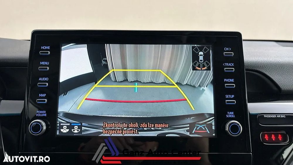 Toyota Camry Executive - 12