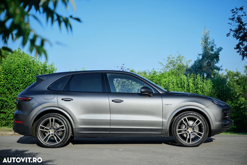 Porsche Cayenne E-Hybrid Tiptronic S - 6