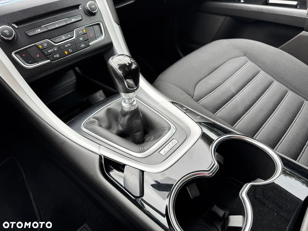 Ford Mondeo Turnier 2.0 TDCi Start-Stopp Business Edition - 27