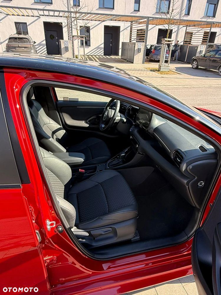 Toyota Yaris - 22