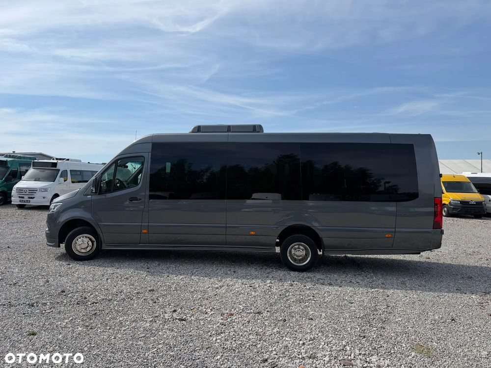 Mercedes-Benz Sprinter 519 - 8