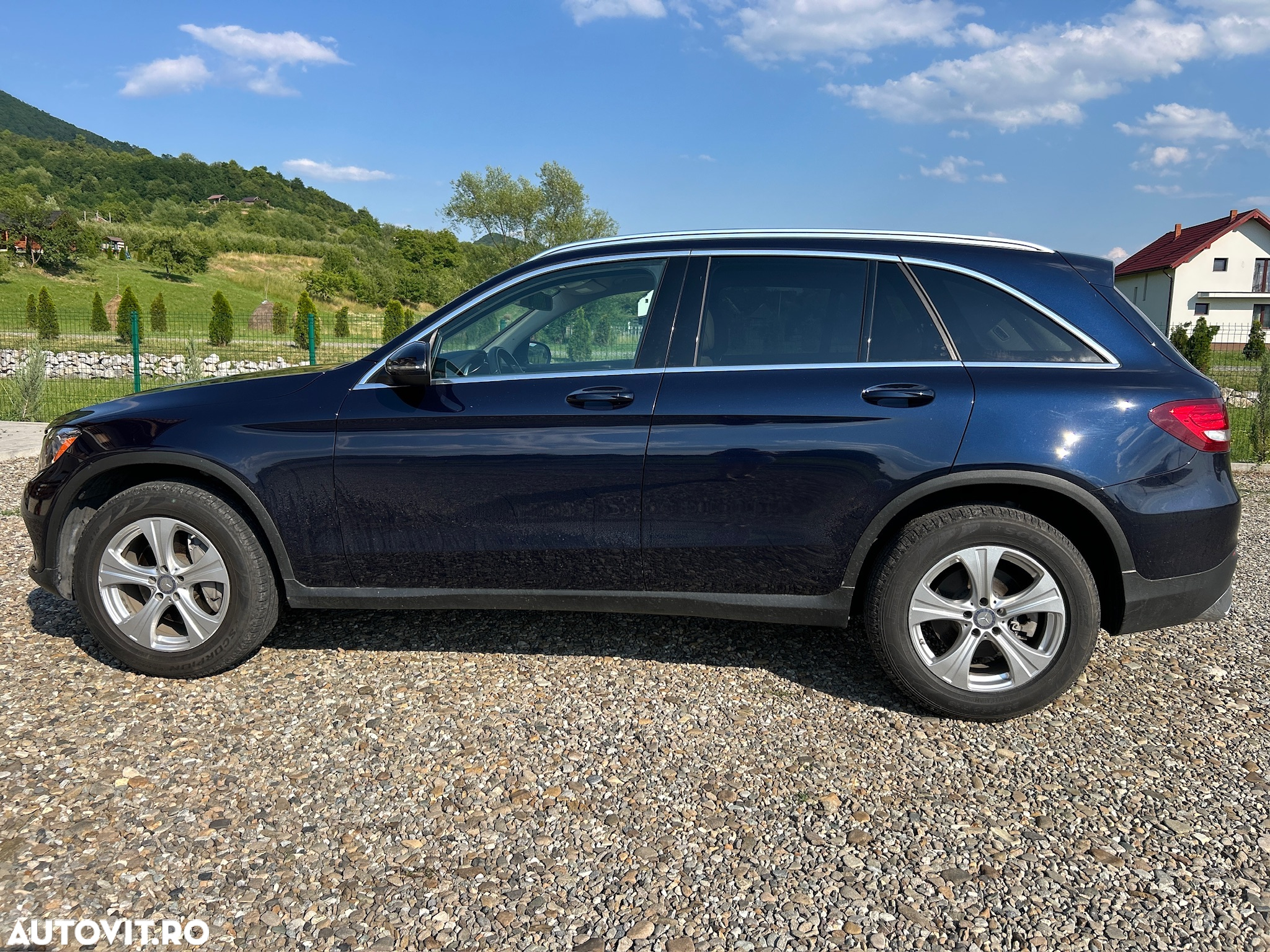 Mercedes-Benz GLC 300 4Matic 9G-TRONIC AMG Line - 9