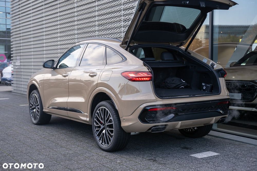 Audi Q5 Sportback - 9