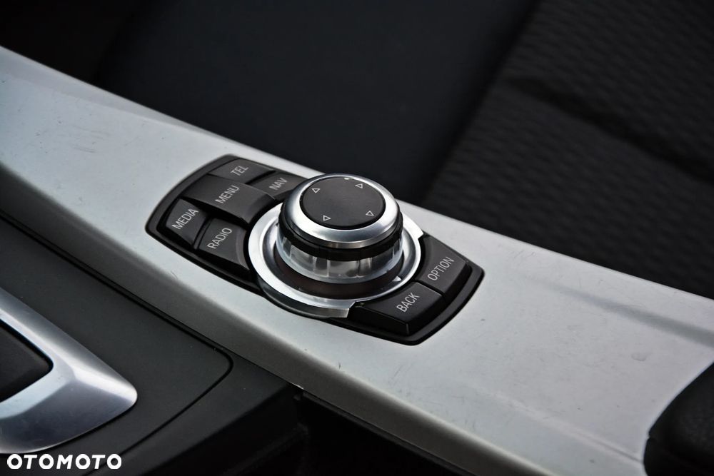 BMW Seria 3 320d Sport-Aut - 29