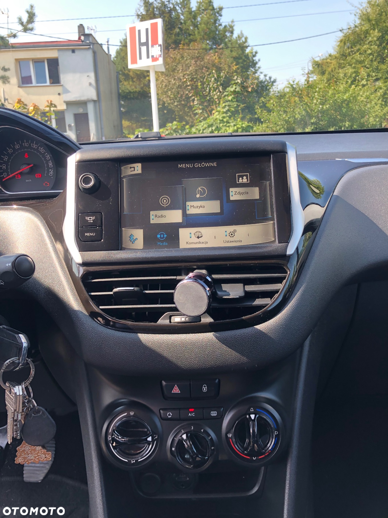 Peugeot 208 1.4 HDi Access - 8