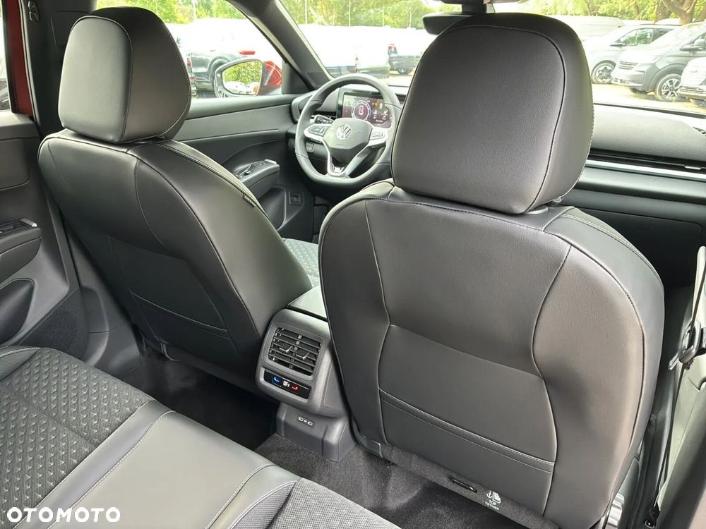 Volkswagen T-Roc - 29