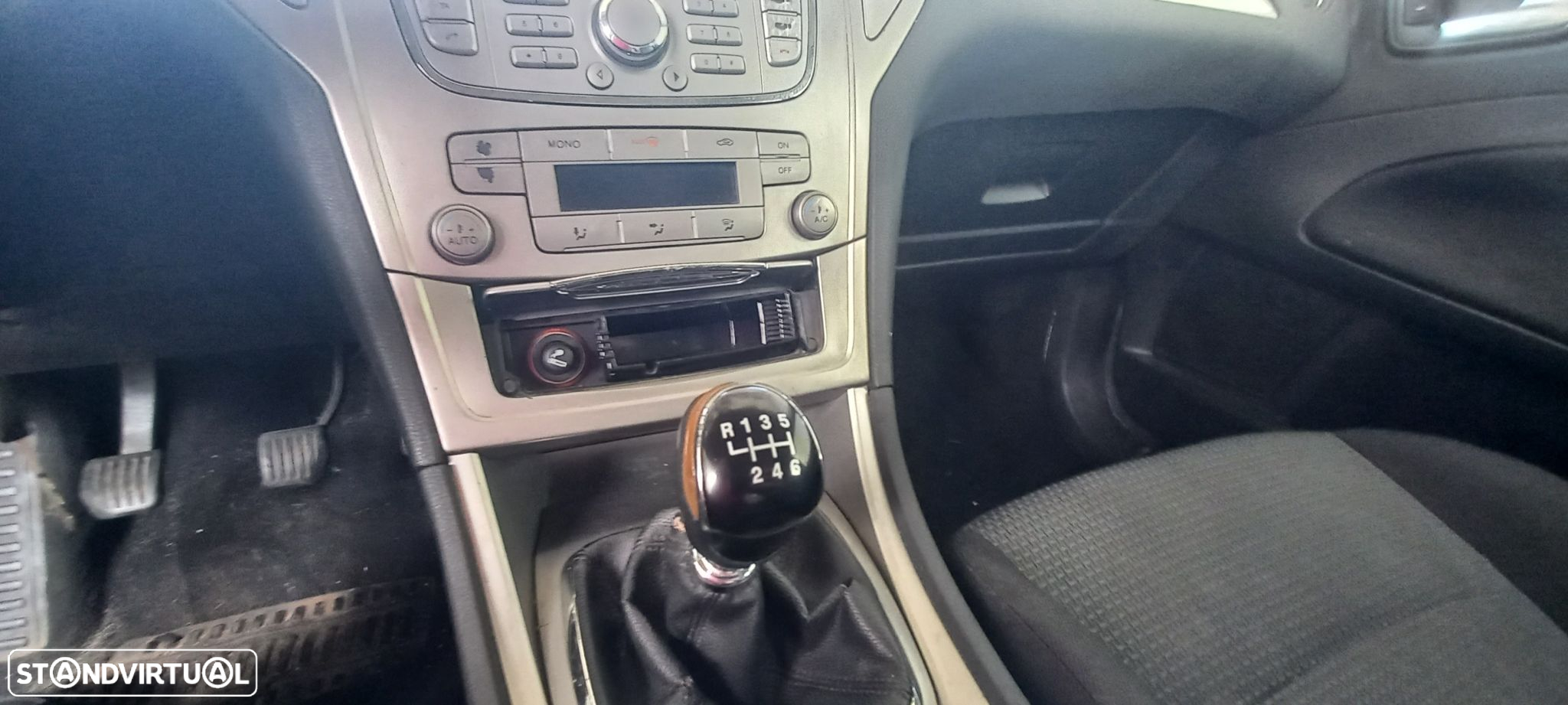 Ford Mondeo 1.8 TDCi Titanium - 13