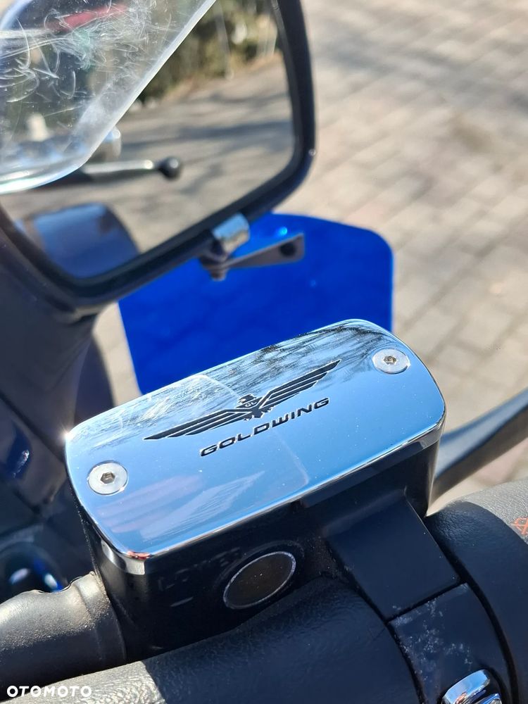 Honda GL - 18