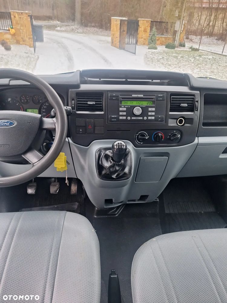 Ford TRANSIT - 11
