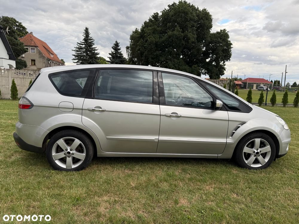 Ford S-Max 2.0 TDCi DPF Titanium - 1