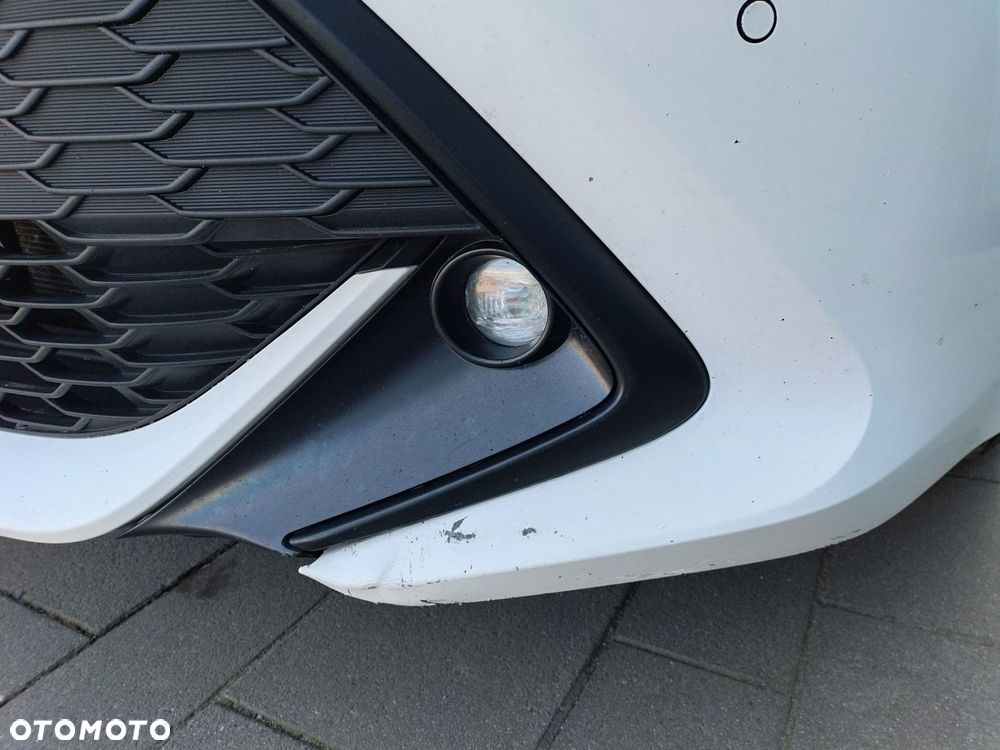 Toyota Corolla 1.8 Hybrid GPF Active - 24