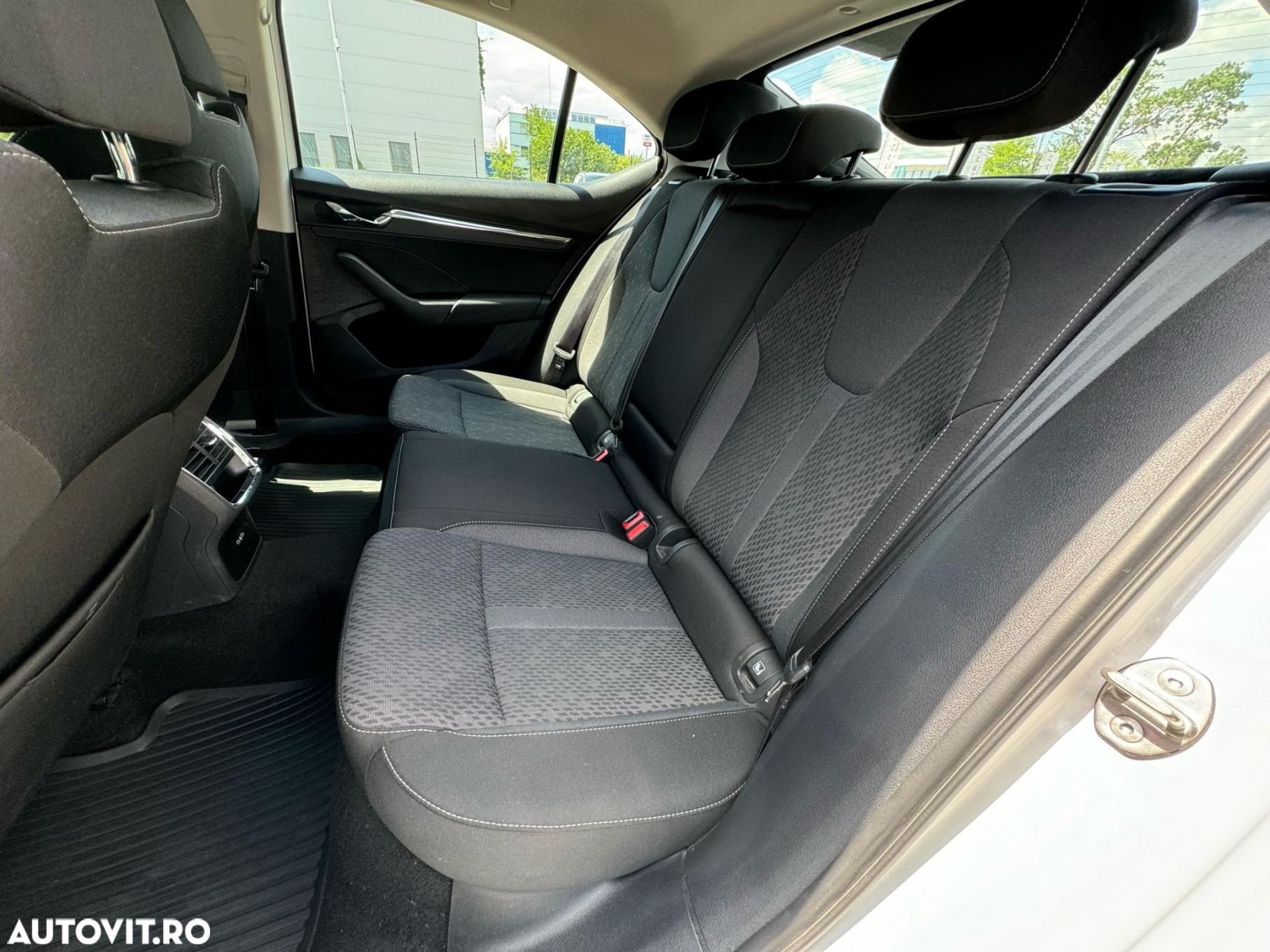 Skoda Octavia 2.0 TDI Style - 14