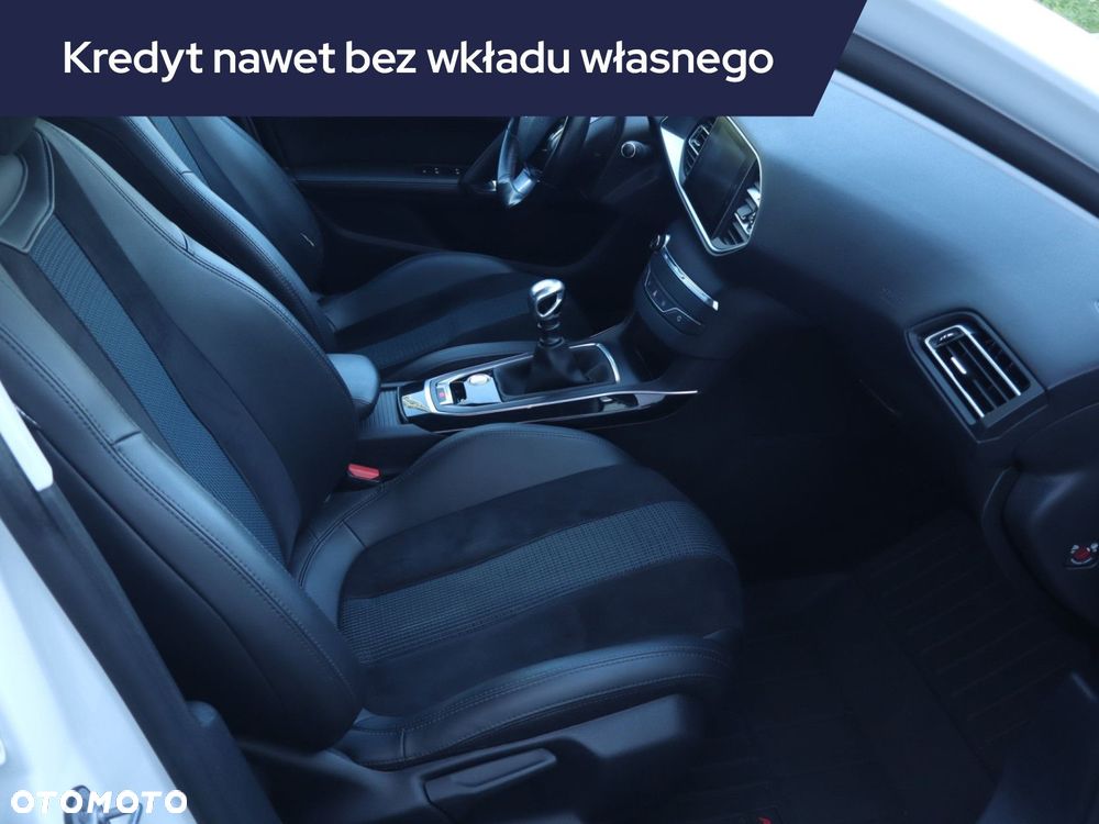 Peugeot 308 - 11