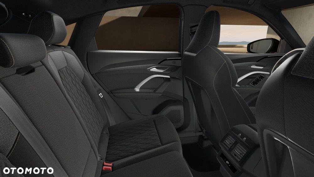 Audi Q5 Sportback - 9