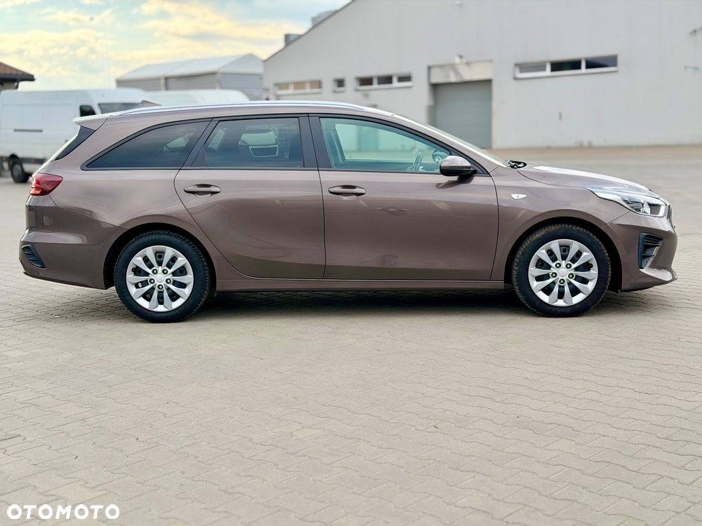 Kia Ceed 1.0 T-GDI 100 OPF Attract - 12