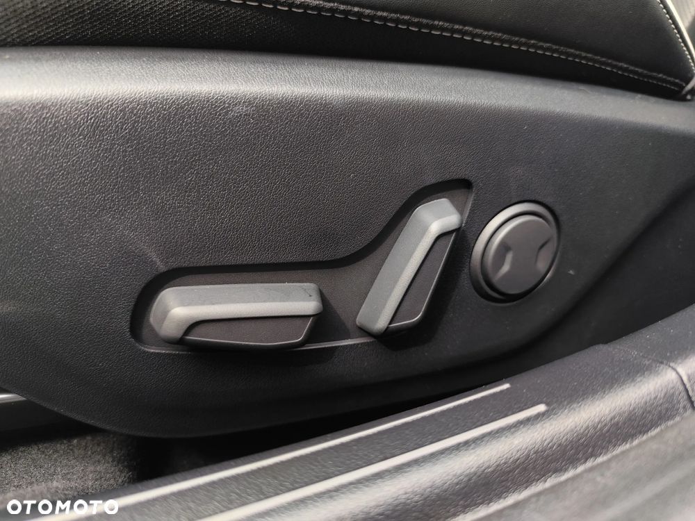 Kia K4 1.6 T-GDI GT Line - 13