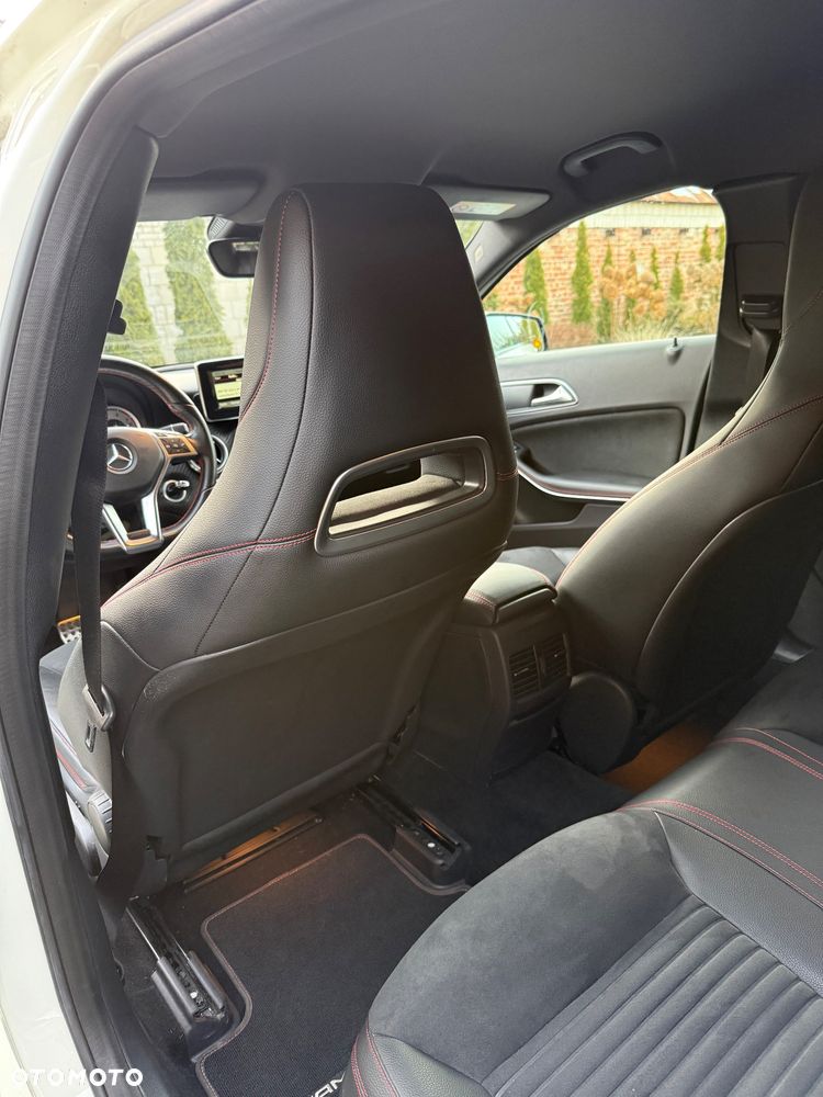 Mercedes-Benz Klasa A 250 7G-DCT SCORE - 19