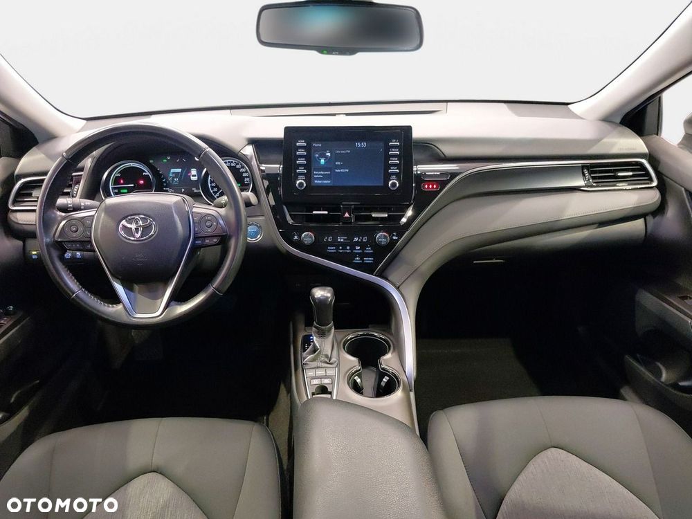 Toyota Camry 2.5 Hybrid Comfort CVT - 18