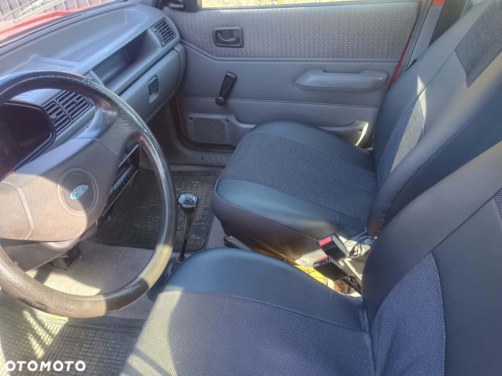 Ford Fiesta 1.4 Ghia - 4