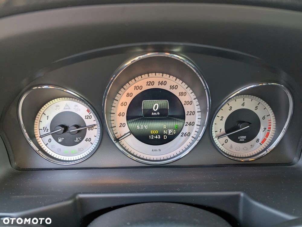 Mercedes-Benz GLK 350 4-Matic - 17