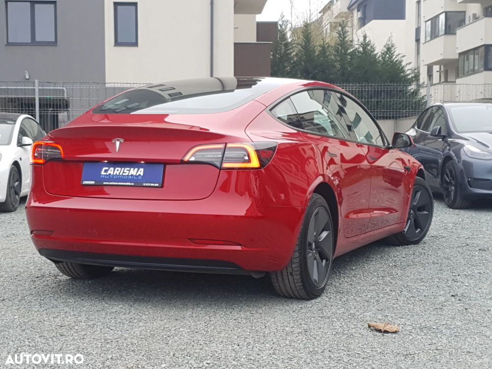 Tesla Model 3 Standard Reichweite Plus Hinterradantrieb - 4
