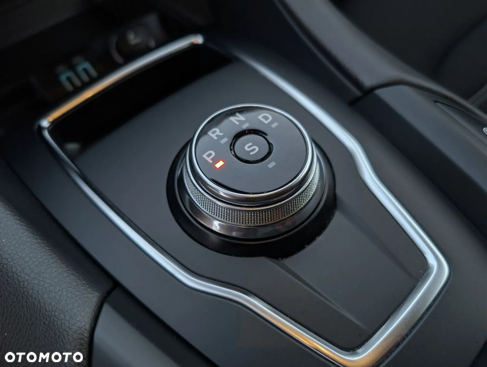 Ford Mondeo 2.0 EcoBlue Trend - 13