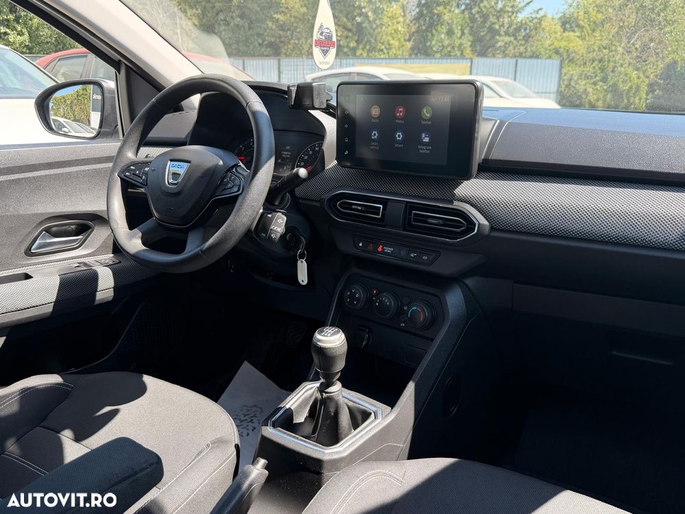 Dacia Logan TCe 90 MT6 Comfort - 5