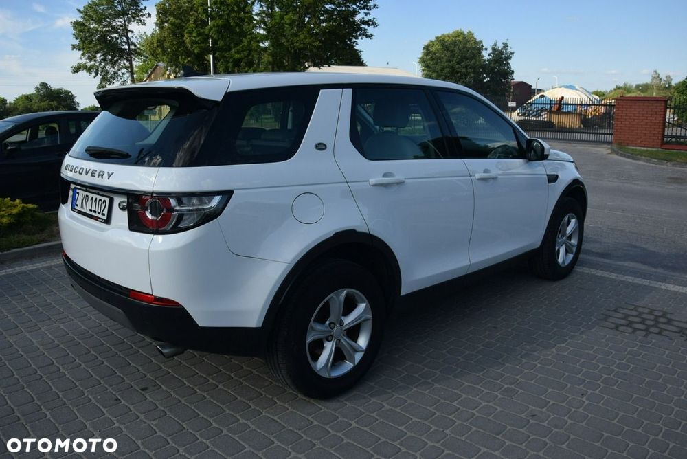 Land Rover Discovery Sport 2.0 TD4 SE - 17