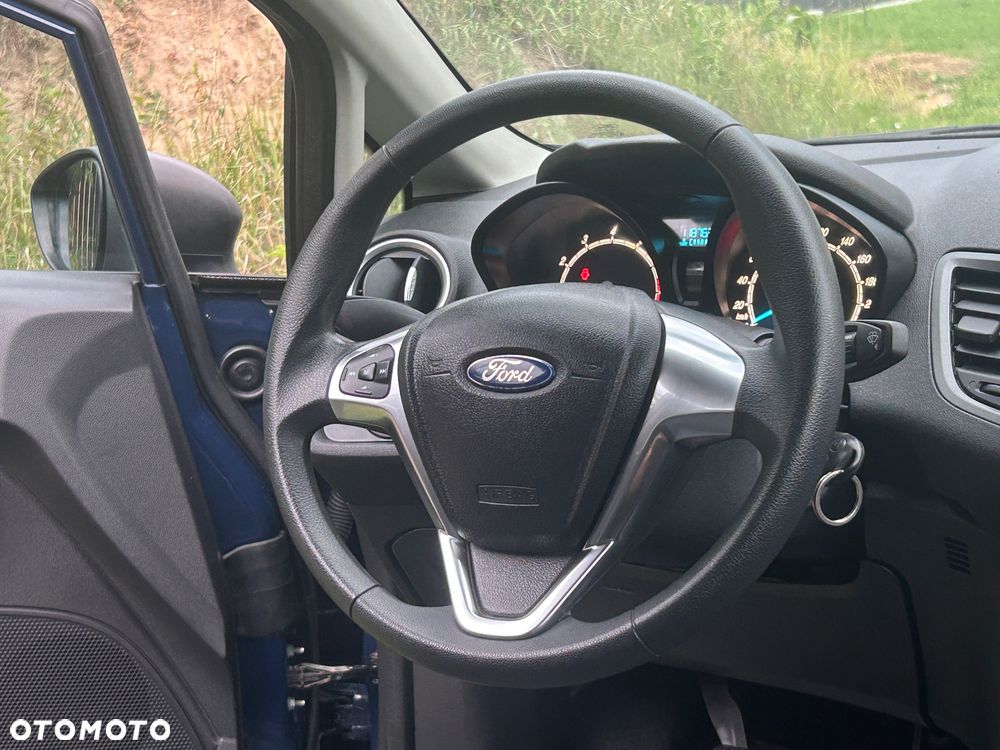 Ford Fiesta - 23