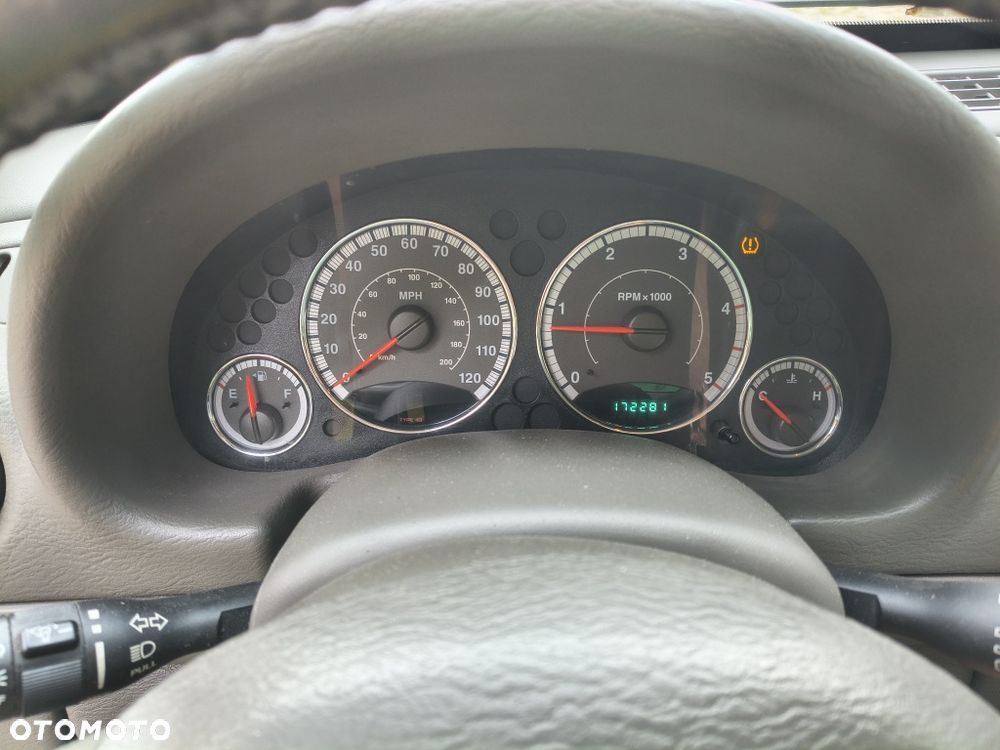Jeep Liberty - 6