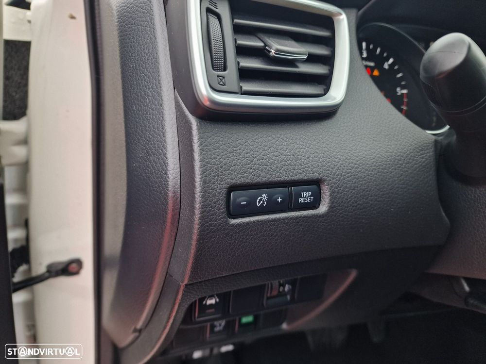 Nissan Qashqai 1.5 dCi N-Connecta DCT - 21