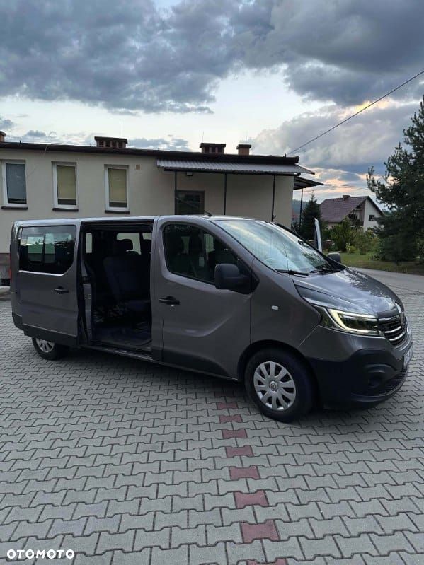 Renault Trafic - 1